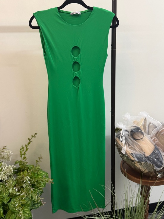 Zara Dresses & Skirts - Zara Green Maxi Dress with Triple Circular Cutouts